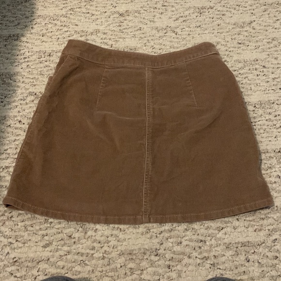 Tan corduroy button up skirt - Picture 3 of 3